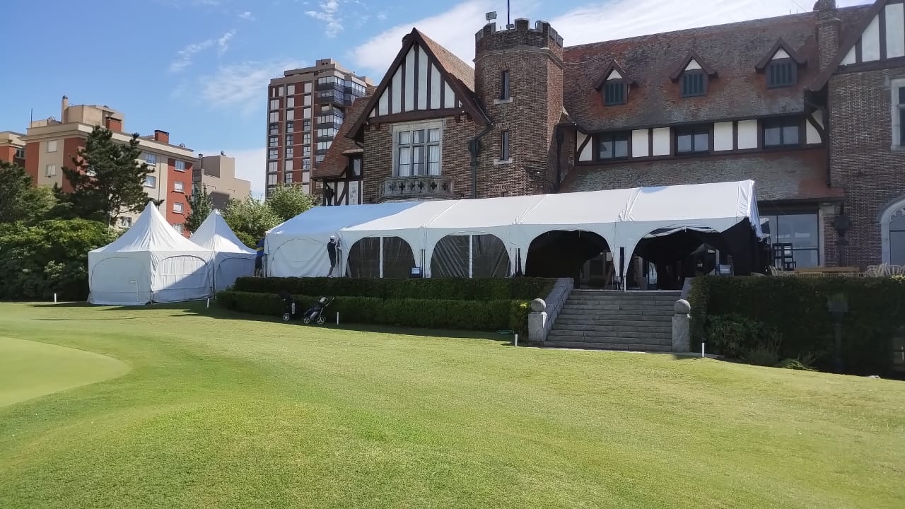 Evento corporativo en carpa estructural